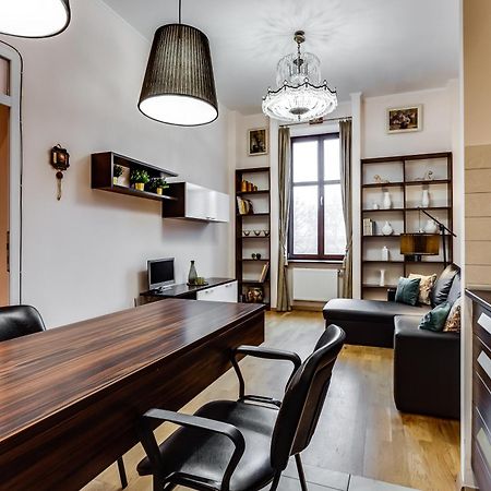 Stylish Apartment - Ivana Franka Street 리비프 외부 사진